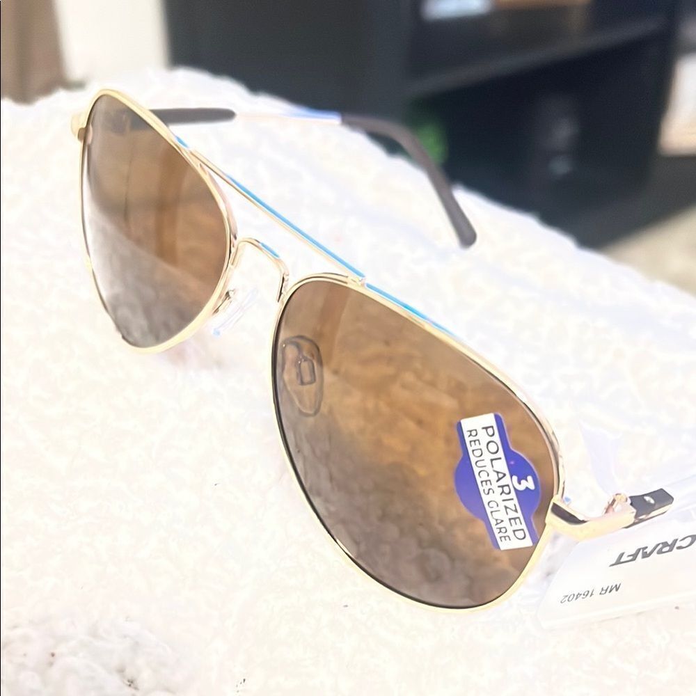 Gold Aviator type Sunglasses Brown Lenses